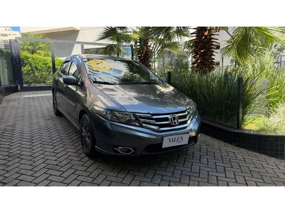 HONDA CITY 1.5 LX 16V FLEX 4P MANUAL HONDA CITY 1.5 LX 16V FLEX 4P MANUAL